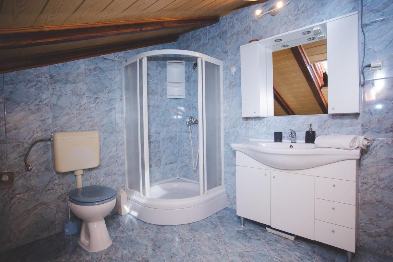 Apartmani Bauk Pucisca Exterior foto